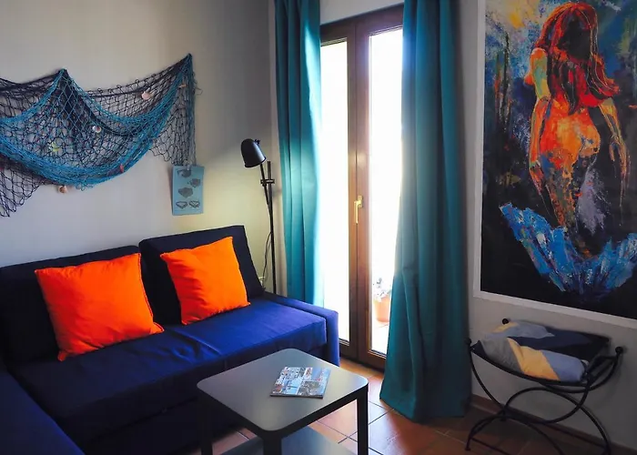 La Sirena - Both And Of Dénia