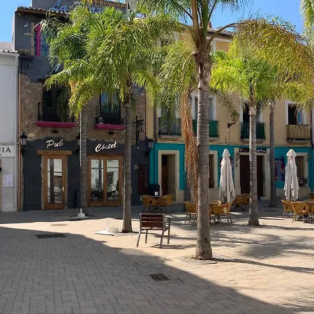 La Sirena - Both And Of Nyaraló